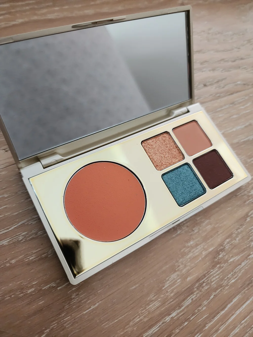 Stila Color Cocktail Travel Cheek, Lip & Eye Palette in the 